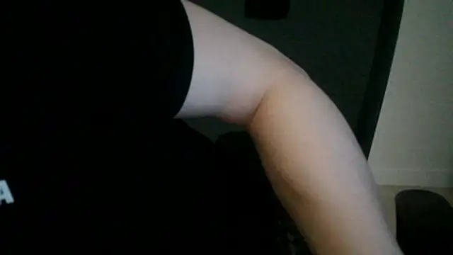 111owo111 online show from 04/15/26, 12:32