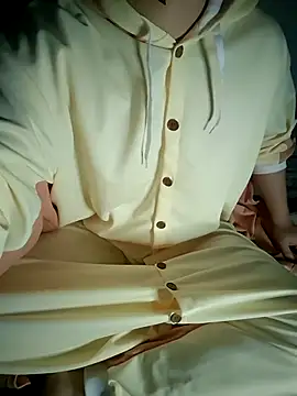 111owo111 online show from 02/28/26, 09:20