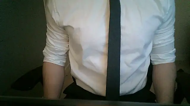 111owo111 online show from 04/14/26, 01:16