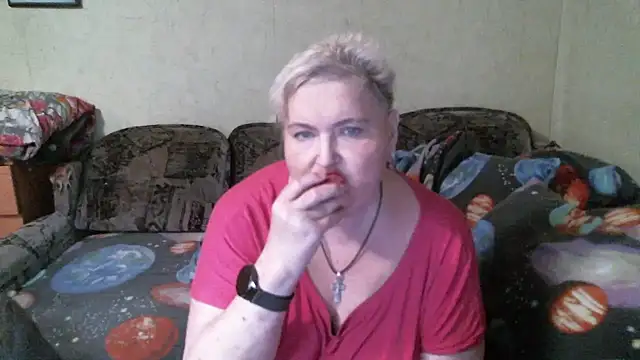 Snapshot of Lana555 chatting on 06/12/26, 10:51 Lana555 online show from 06/12/26, 10:51