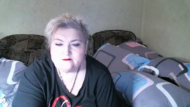 Snapshot of Lana555 chatting on 05/15/26, 06:28 Lana555 online show from 05/15/26, 06:28