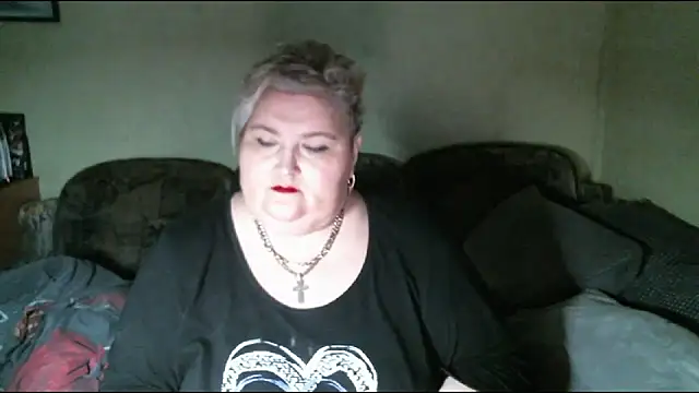 Snapshot of Lana555 chatting on 03/17/25, 11:46 Lana555 online show from 03/17/25, 11:46