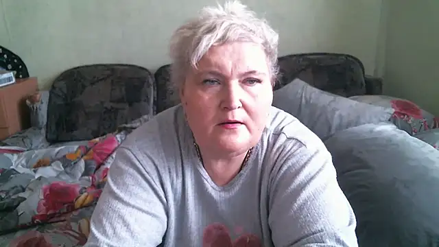 Snapshot of Lana555 chatting on 05/31/26, 12:44 Lana555 online show from 05/31/26, 12:44