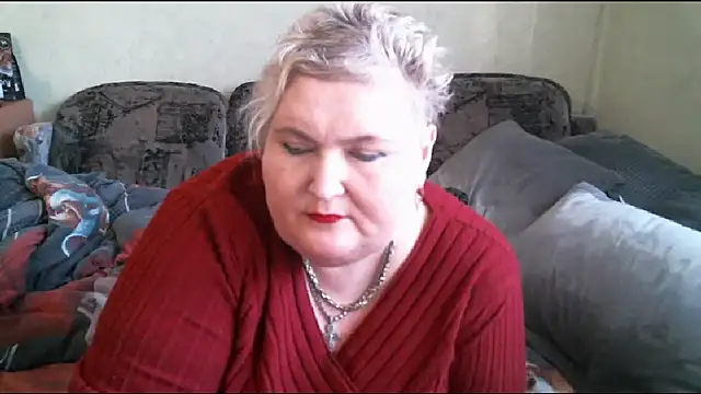 Snapshot of Lana555 chatting on 03/18/25, 02:50 Lana555 online show from 03/18/25, 02:50
