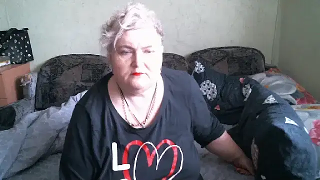 Snapshot of Lana555 chatting on 11/04/25, 08:29 Lana555 online show from 11/04/25, 08:29