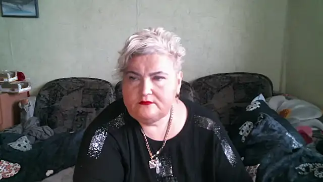 Snapshot of Lana555 chatting on 12/15/25, 08:09 Lana555 online show from 12/15/25, 08:09