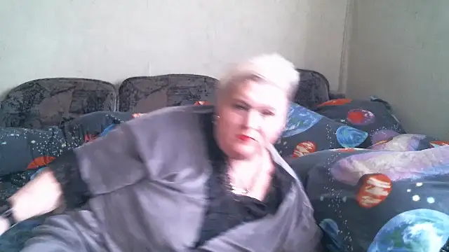 Snapshot of Lana555 chatting on 04/28/26, 02:32 Lana555 online show from 04/28/26, 02:32