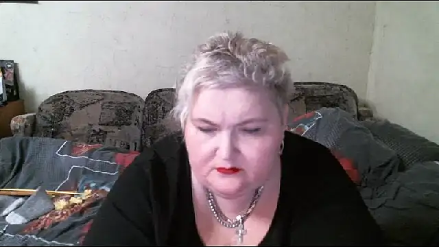 Snapshot of Lana555 chatting on 03/15/25, 08:32 Lana555 online show from 03/15/25, 08:32