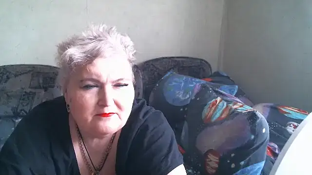 Snapshot of Lana555 chatting on 04/14/26, 08:30 Lana555 online show from 04/14/26, 08:30