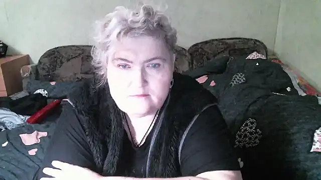 Snapshot of Lana555 chatting on 11/02/25, 04:34 Lana555 online show from 11/02/25, 04:34