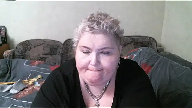 Snapshot of Lana555 chatting on 03/15/25, 05:26 Lana555 online show from 03/15/25, 05:26