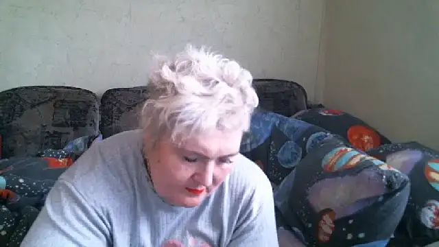 Snapshot of Lana555 chatting on 10/12/25, 12:06 Lana555 online show from 10/12/25, 12:06