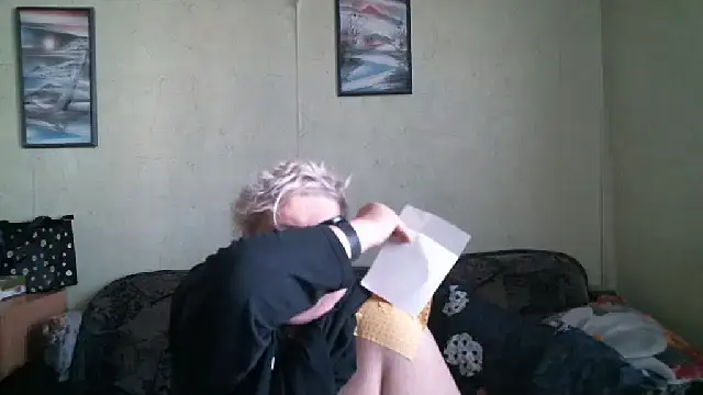 Snapshot of Lana555 chatting on 11/05/25, 08:39 Lana555 online show from 11/05/25, 08:39