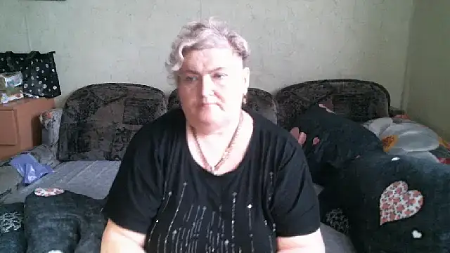 Snapshot of Lana555 chatting on 11/11/25, 10:54 Lana555 online show from 11/11/25, 10:54