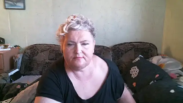 Snapshot of Lana555 chatting on 12/05/25, 12:04 Lana555 online show from 12/05/25, 12:04