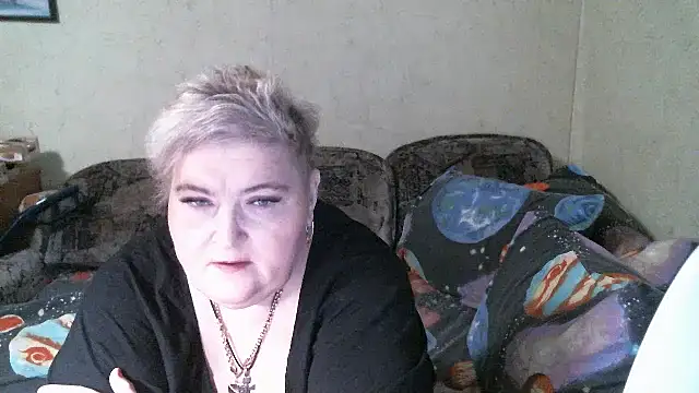 Snapshot of Lana555 chatting on 04/13/26, 08:24 Lana555 online show from 04/13/26, 08:24