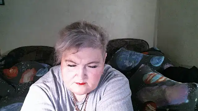 Snapshot of Lana555 chatting on 04/15/26, 12:16 Lana555 online show from 04/15/26, 12:16