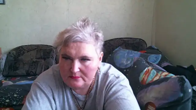 Snapshot of Lana555 chatting on 04/15/26, 12:21 Lana555 online show from 04/15/26, 12:21