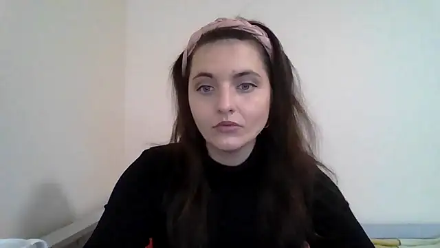 DInaraXRose online show from 11/27/25, 11:32