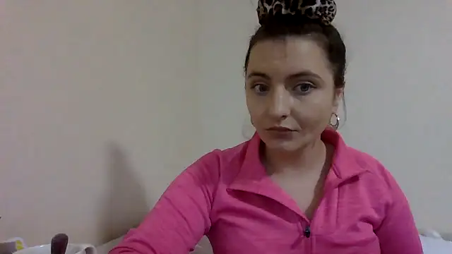 DInaraXRose online show from 01/14/26, 11:58