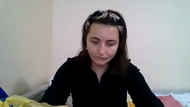 DInaraXRose online show from 10/08/25, 03:46