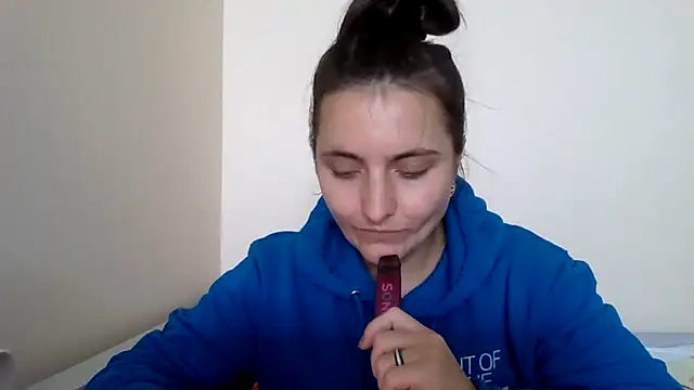 DInaraXRose online show from 09/11/25, 11:32