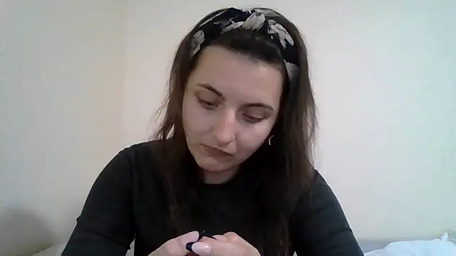 DInaraXRose online show from 10/09/25, 10:38