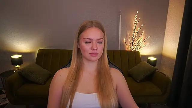 CelesteNoir online show from 10/27/25, 07:09