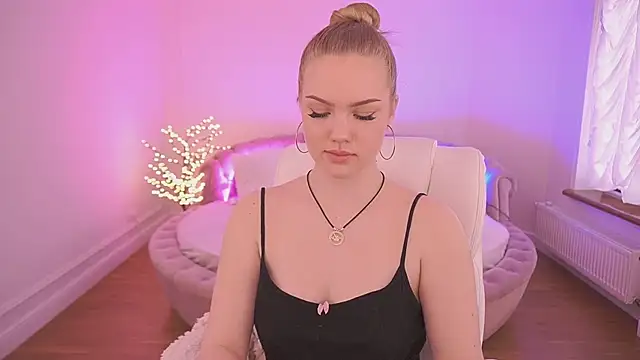 CelesteNoir online show from 03/10/26, 07:56