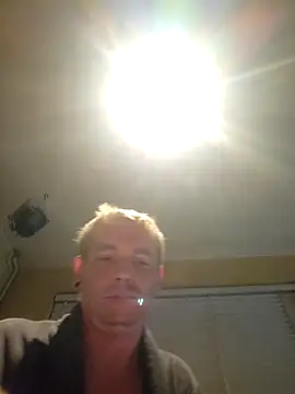 piercingpik online show from 09/22/25, 09:43