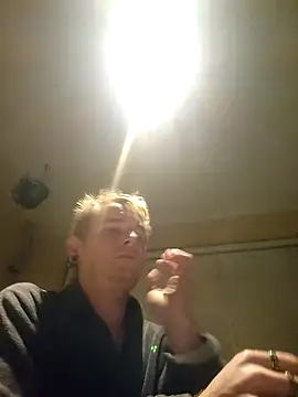 piercingpik online show from 10/28/25, 09:36