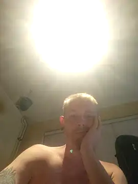 piercingpik online show from 07/16/26, 08:39