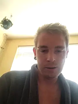 piercingpik online show from 09/28/25, 09:16