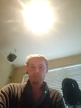 piercingpik online show from 05/17/26, 04:29
