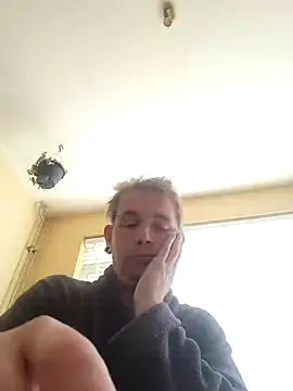 piercingpik online show from 09/26/25, 12:01