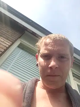 piercingpik online show from 04/15/26, 10:10