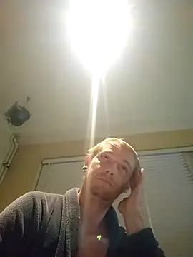piercingpik online show from 10/06/25, 07:14