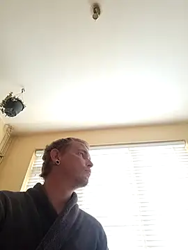 piercingpik online show from 10/05/25, 02:52