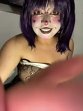 Lucy YupiSweet online show from 06/10/26, 07:20