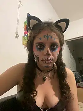 Snapshot of Lucy_YupiSweet chatting on 11/01/25, 08:41 Lucy YupiSweet online show from 11/01/25, 08:41