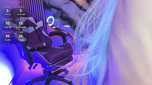 chloe jacksonn online show from 04/09/26, 09:10