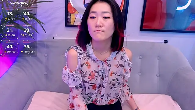 AikoYamada online show from 10/14/25, 06:25