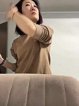 AikoYamada online show from 11/22/25, 05:39