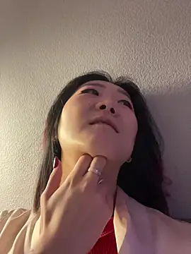 AikoYamada online show from 11/08/25, 06:17