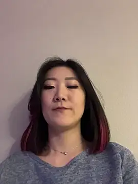 AikoYamada online show from 11/04/25, 06:39