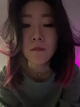 AikoYamada online show from 11/11/25, 05:46