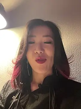 AikoYamada online show from 11/30/25, 06:25