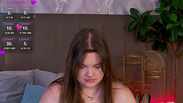 EmilyHyde online show from 03/06/26, 10:43