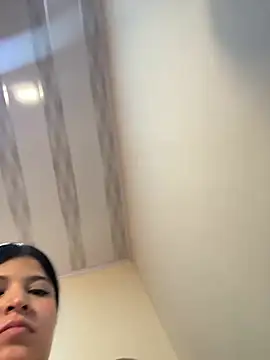 Vliacoooper2 online show from 04/05/26, 12:45