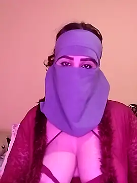 Snapshot of Sofia_maroc99 chatting on 11/06/25, 12:36 Sofia maroc99 online show from 11/06/25, 12:36